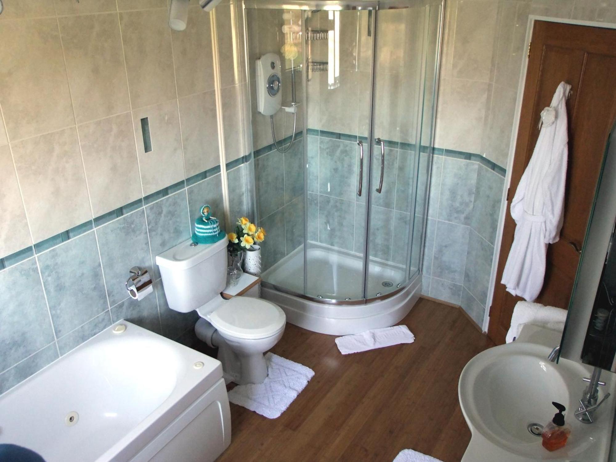 Bed and Breakfast Erw-Lon Farm Pontfaen Zimmer foto